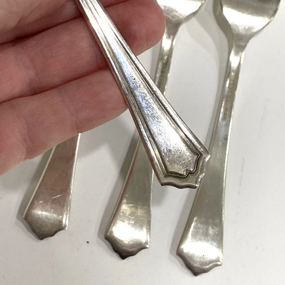 Vintage Whitby silverplate individual salad / dessert forks set of 4 circa 1931